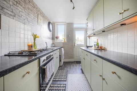10 Buckhurst Road, Frimley Green, Camberley, GU16 6LH