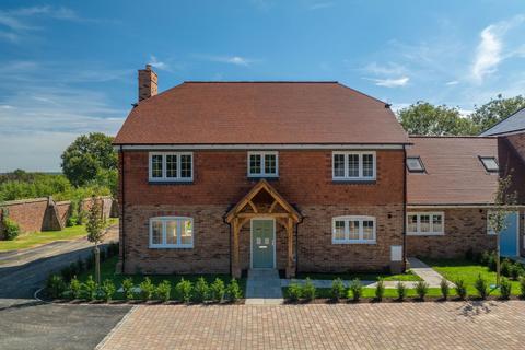 4 bedroom link detached house for sale, Byers Lane, Godstone RH9