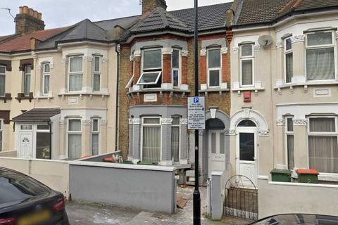 2 bedroom apartment for sale, East Ham E6