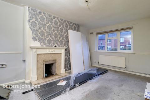 3 bedroom semi-detached house for sale - Third Avenue, Kidsgrove, ST7 1BY