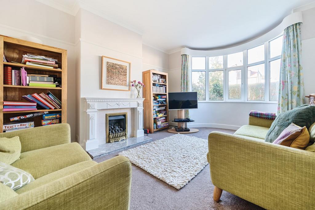 Pannal Ash Drive, Harrogate, HG2 3 bed semidetached house for sale £