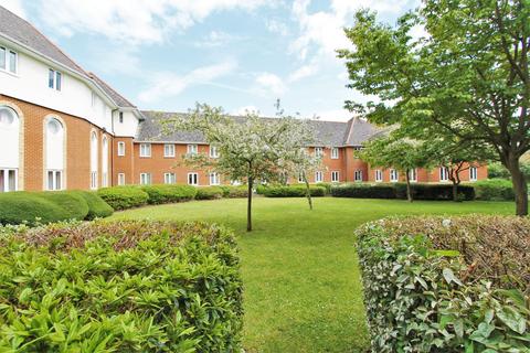 2 bedroom apartment for sale, Walsingham Close, Hatfield, AL10