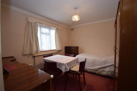 2 bedroom maisonette for sale - Huntercombe Lane North, Near Burnham, Berkshire, SL1