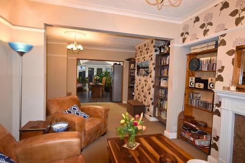 299 Boothferry Road, Hull, HU4 6EZ