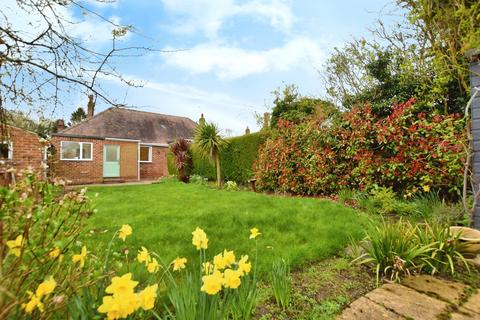 2 bedroom bungalow for sale, Valley Drive, East Riding of Yorkshire HU10