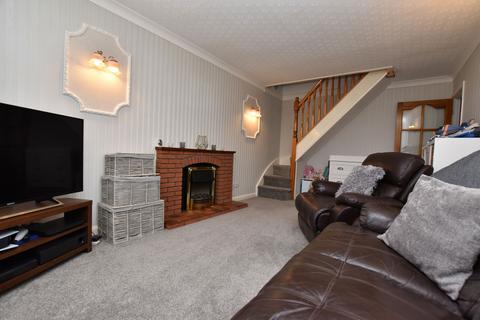 2 bedroom semi-detached bungalow for sale - Westlands Road, East Riding of Yorkshire HU11