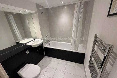 1 bedroom apartment to rent, Ryland Street