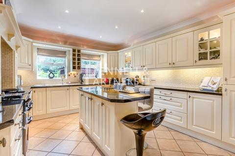 6 bedroom detached house for sale, Easby Rise, Peterborough PE6