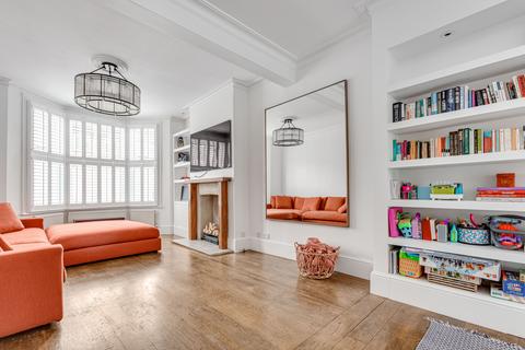 3 bedroom terraced house to rent, Colehill Lane, London
