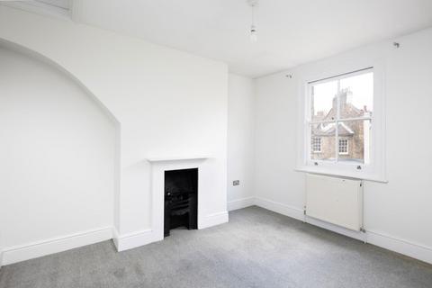 4 bedroom flat to rent, College Approach, Greenwich, London, SE10