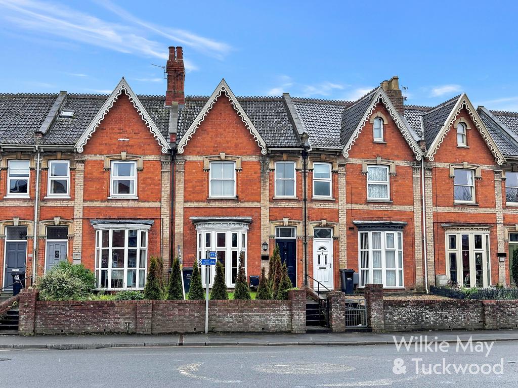 North Street, Bridgwater TA6 4 bed terraced house for sale £320,000