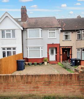 3 bedroom terraced house for sale - Greenford Road, Greenford, UB6