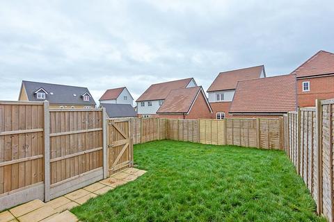 2 bedroom semi-detached house for sale, Blossom Street, Bapchild, Sittingbourne, Kent, ME10