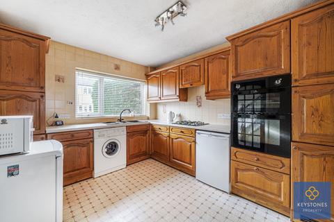 14 Birch Close, Romford, RM7 8ES