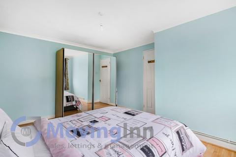 6 Barnett Close, Erith, DA8 2EG