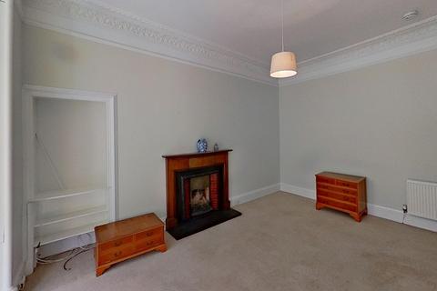 2 bedroom flat to rent, Bruntsfield Gardens, Edinburgh, EH10