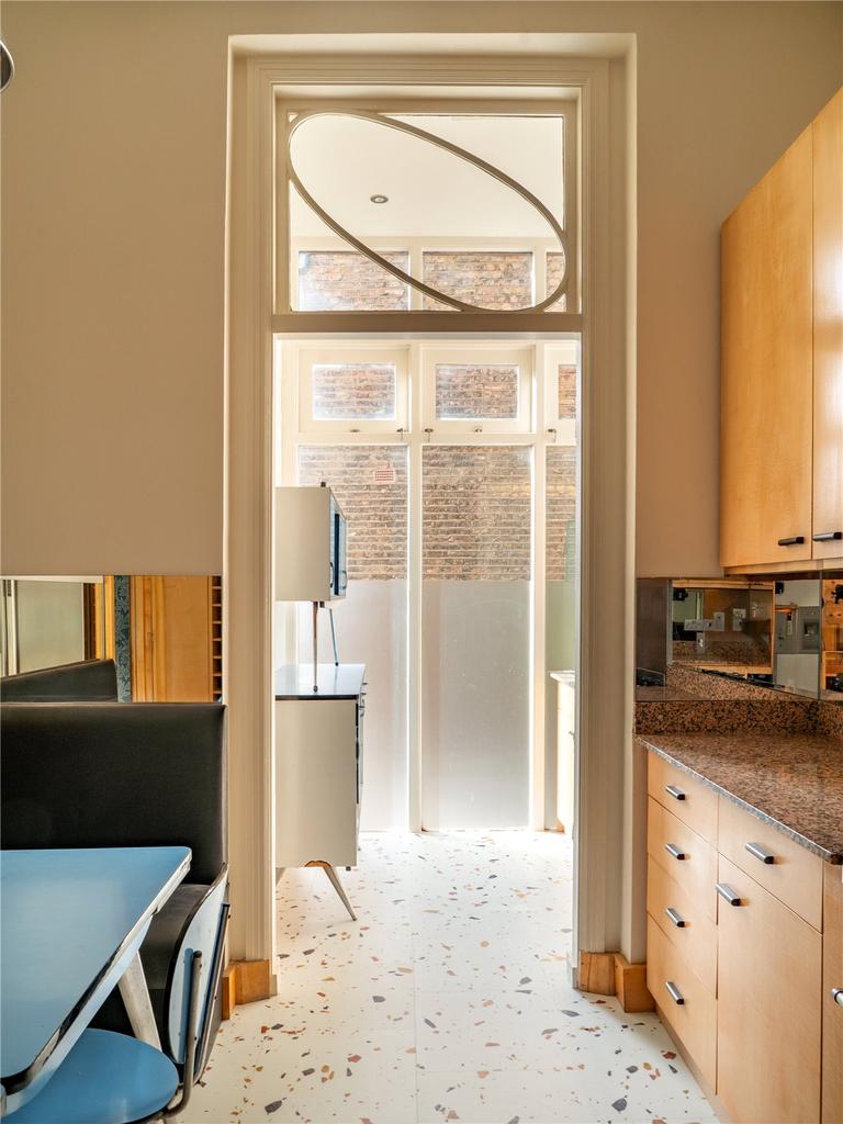 Apartment in Notting Hill - View 4