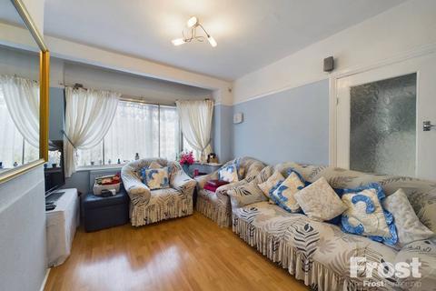 4 Baber Drive, Feltham, TW14 0EX