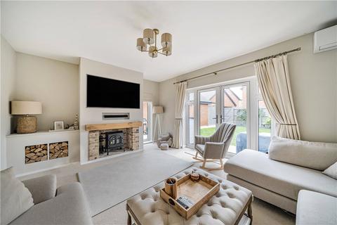 4 bedroom detached house for sale, Pantheon Drive, Dunstable LU5