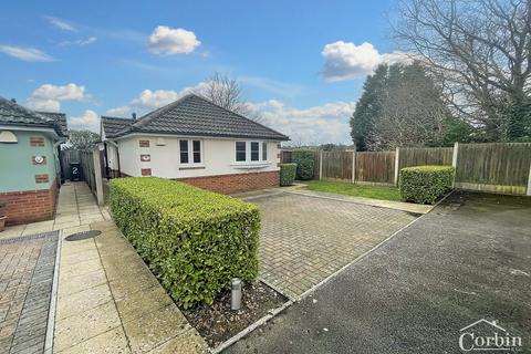 2 bedroom detached bungalow for sale, Daws Place, Bournemouth, Dorset