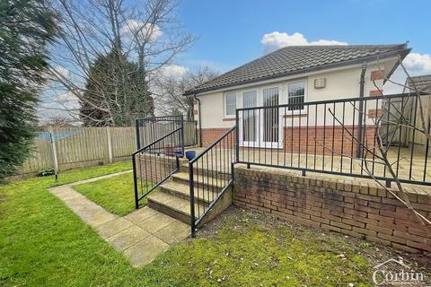 2 bedroom detached bungalow for sale, Daws Place, Bournemouth, Dorset