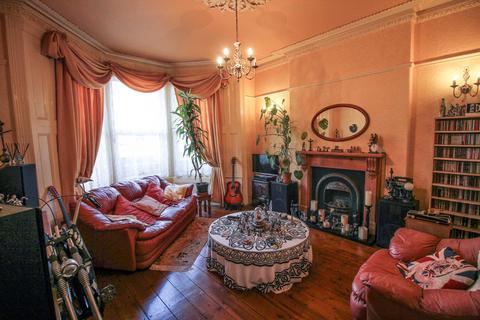 4 bedroom house for sale, Severn Road-Substantial Victorian Property