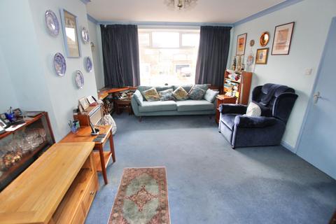 3 bedroom semi-detached house for sale, Whitehall Gardens, Canterbury