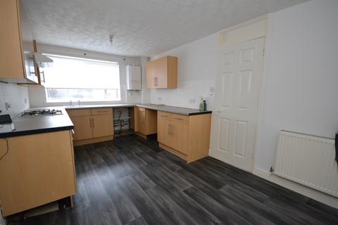 3 bedroom terraced house to rent - Weymouth Close, Hull HU7