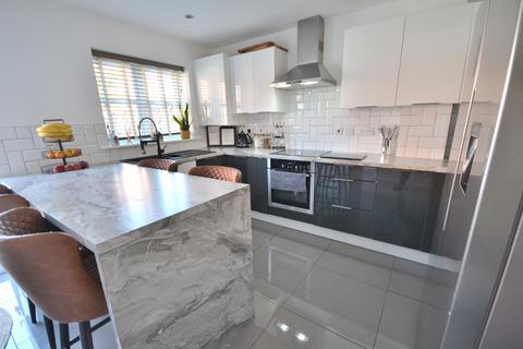 35 Grosvenor Road, Kingswood, Hull, HU7 3DS