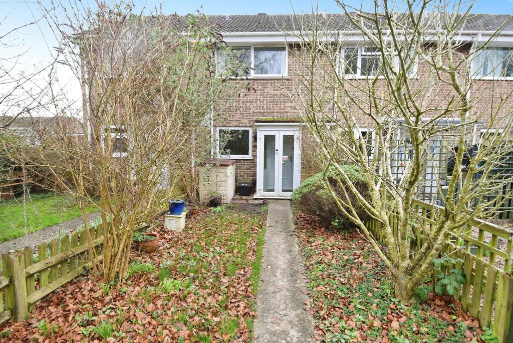 Avondown Road, Durrington, SP4 8ET 2 bed terraced house for sale £230,000