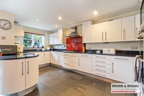 169 Wheat Sheaf Close, London, E14 9UZ