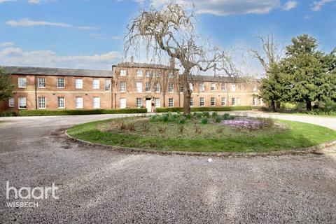 3 bedroom townhouse for sale, Orchard Park, Holbeach