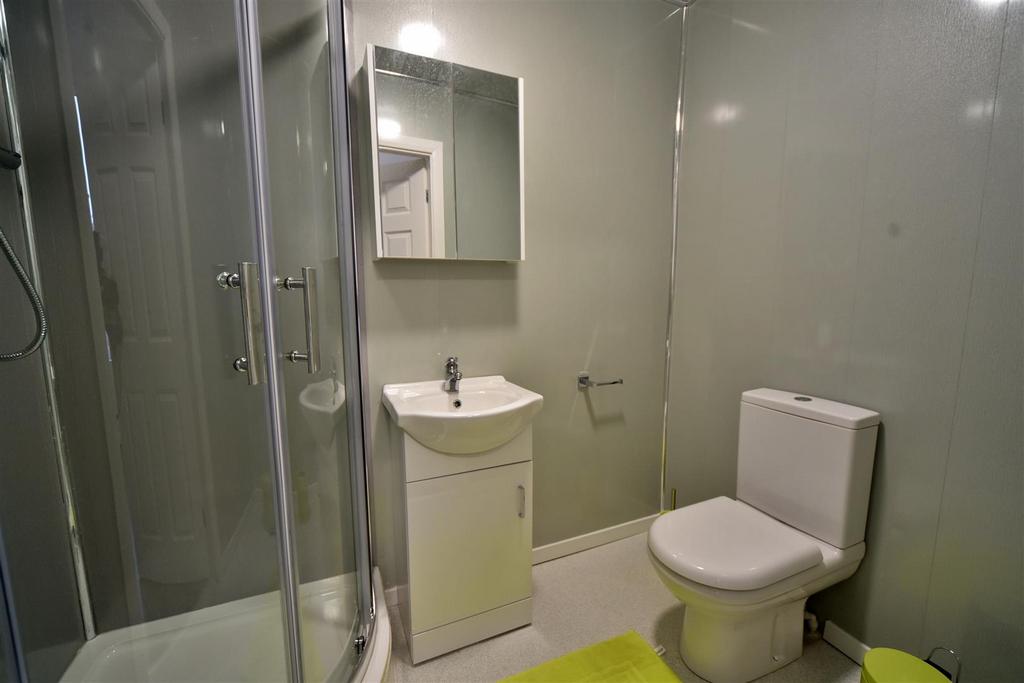 165 AR Room14 08.JPG