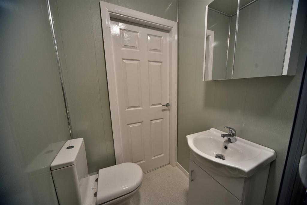 165 AR Room11 05.JPG