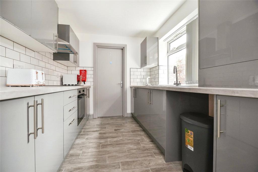 Middlesbrough, Middlesbrough TS1 4 bed property to rent £520 pcm (£120 pw)