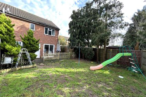 16a Barnes Road, Frimley, Camberley, GU16 8BZ