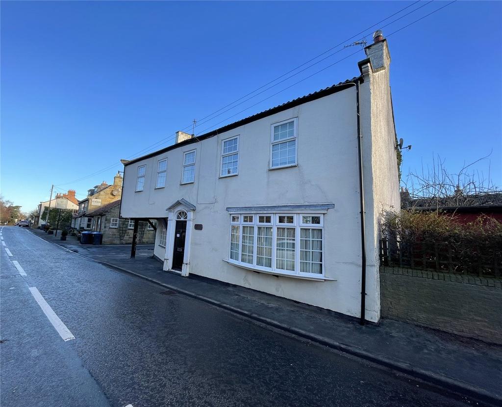 Great Broughton, Stokesley TS9 4 bed detached house for sale £345,000