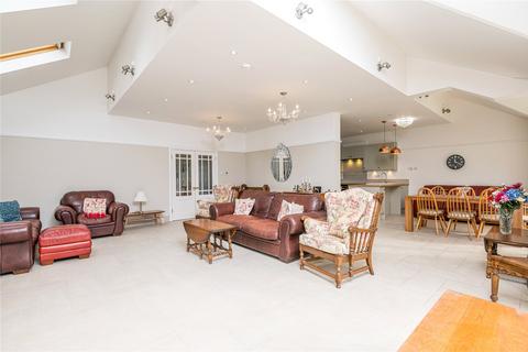 28 Burges Road, Thorpe Bay, Southend-on-sea, SS1 3AY