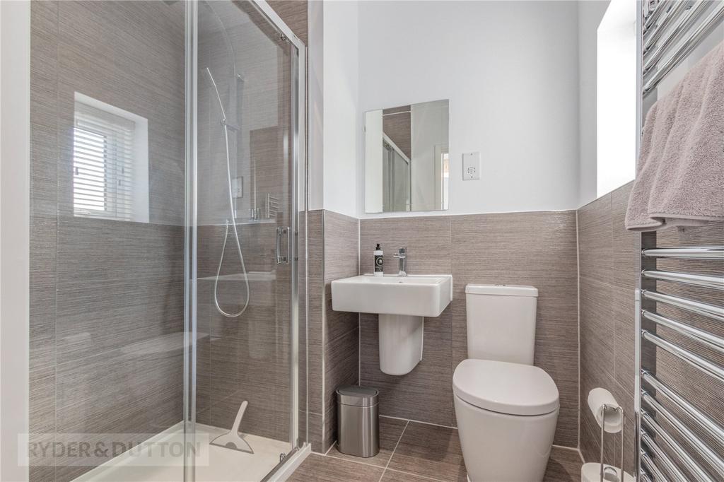 En-Suite To Bed 2