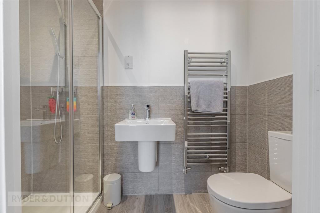 En-Suite To Bed 3