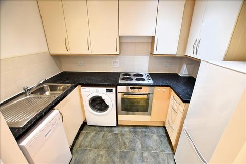 1 bedroom flat for sale - Berberis House, Feltham, Middlesex, TW13