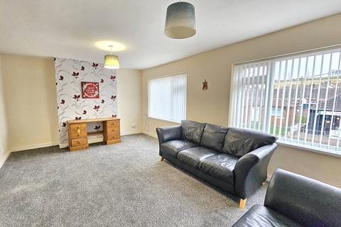 3 bedroom flat to rent, Sunderland Road, Horden SR8