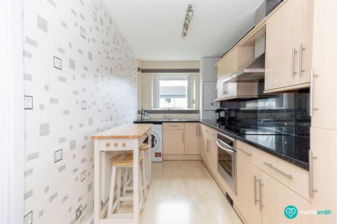 2 bedroom flat for sale - Grassdale View, Hackenthorpe, S12 4LZ
