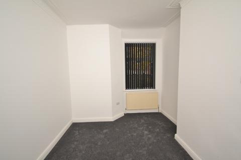6 bedroom terraced house to rent, Cawdor Road, Manchester M14