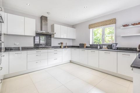5 bedroom detached house for sale, High Wycombe,  Buckinghamshire,  HP11