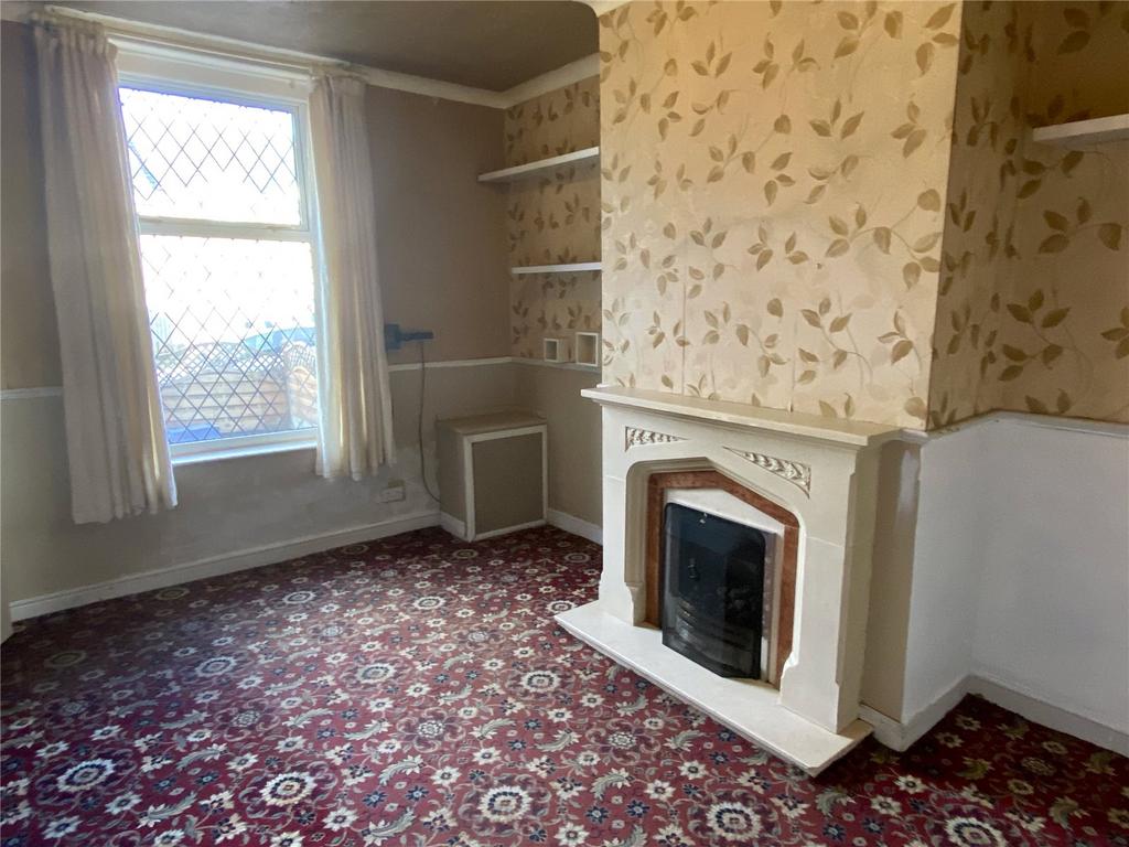 Soothill Lane, Soothill, Batley, WF17 2 bed terraced house for sale £