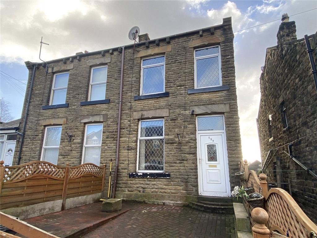 Soothill Lane, Soothill, Batley, WF17 2 bed terraced house for sale £70,000