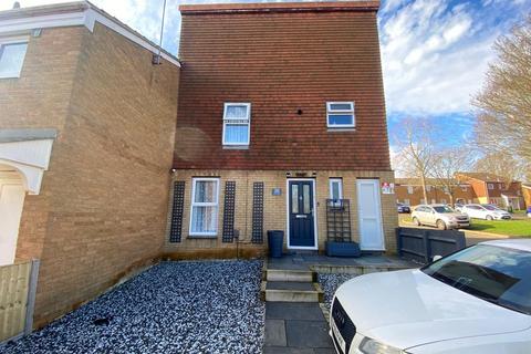 3 bedroom end of terrace house for sale - Saltwell Square, Ecton Brook, Northampton NN3 5AF
