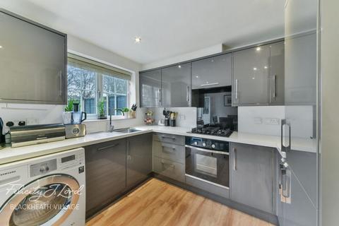 19 Hither Farm Road, London, SE3 9QT