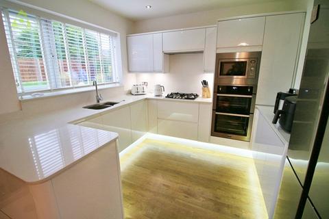 17 Claughton Avenue, Worsley, Manchester, M28 7UB